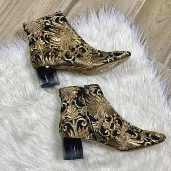 Tory Burch Carlotta Ankle Booties sz 7 - Picture 3 of 5